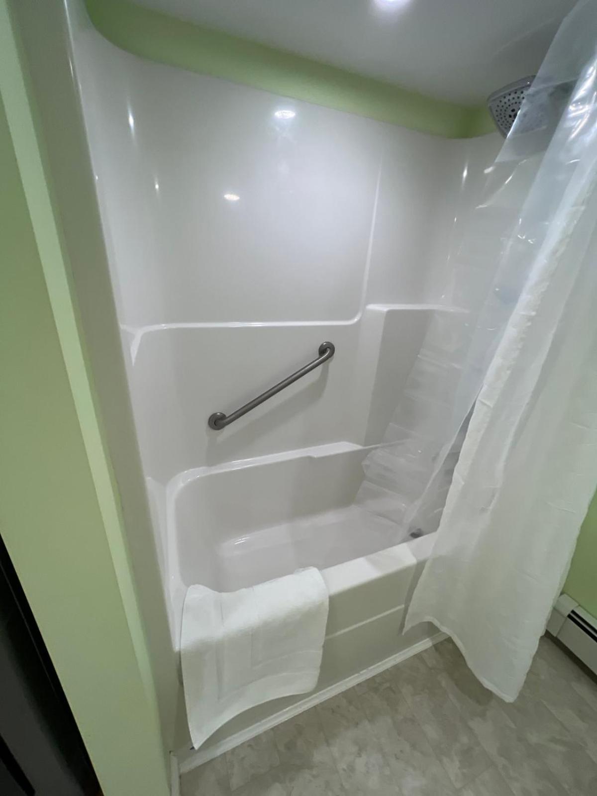 Bluejay Suites B&B 화이트호스 외부 사진